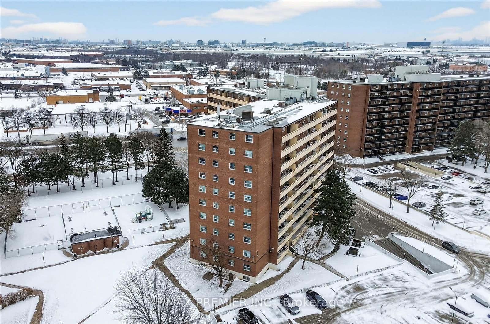 #712 - 3555 Derry Road E