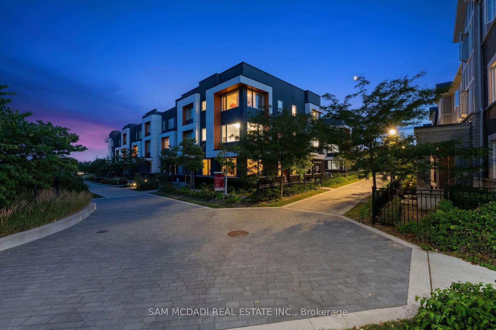 3006 Creekshore Common, Unit 34