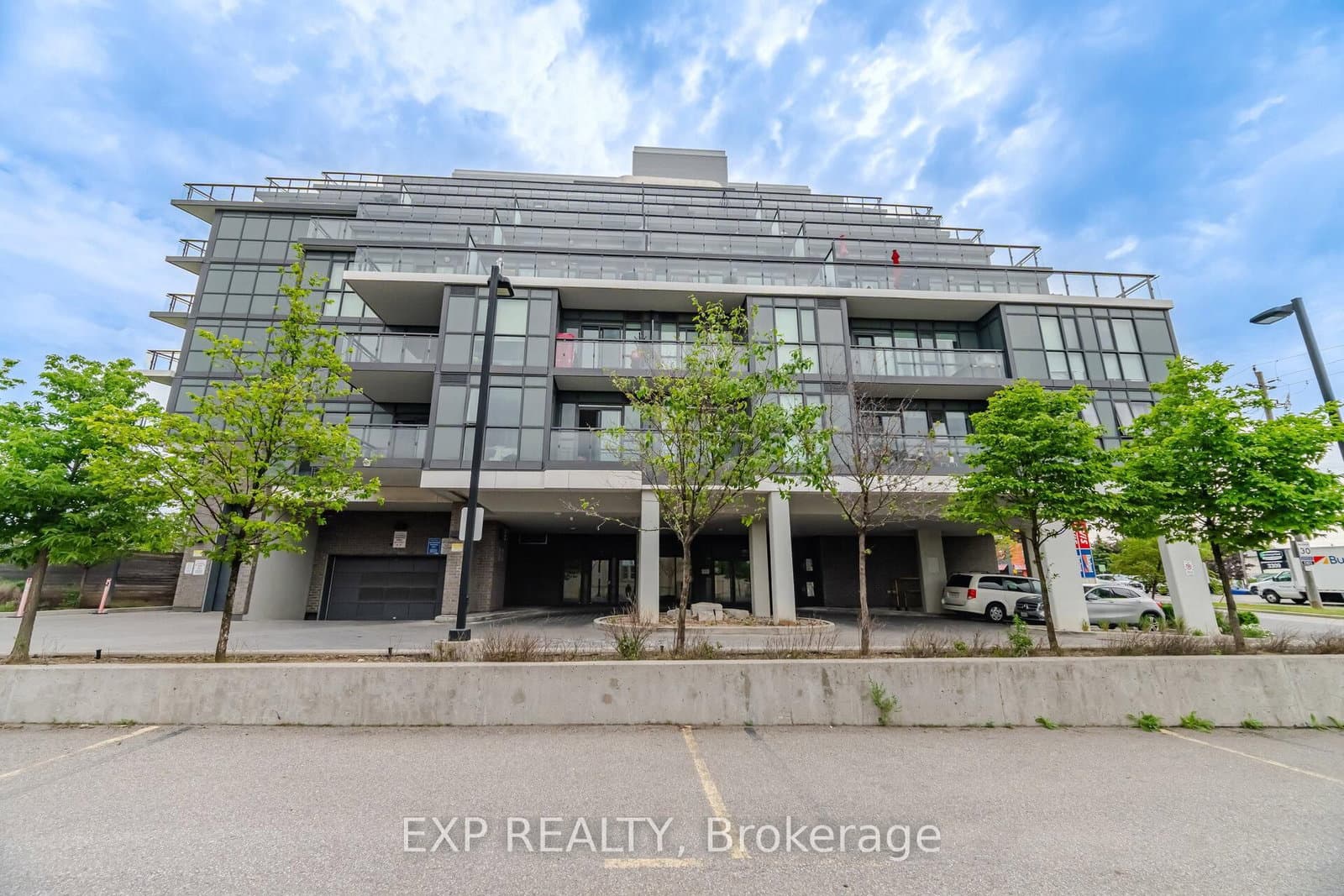 #306 - 16 McAdam Avenue