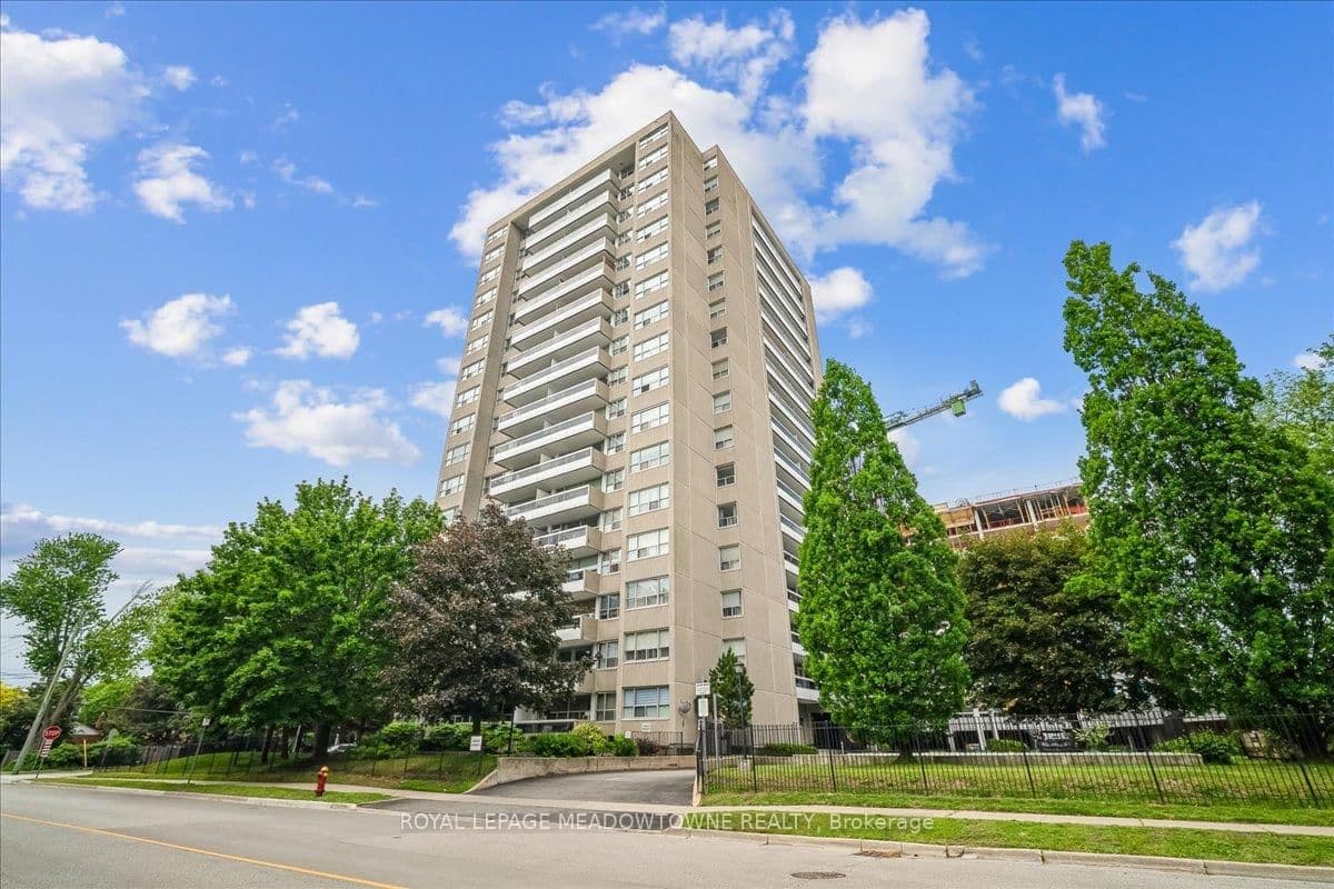 #1601 - 2263 Marine Drive