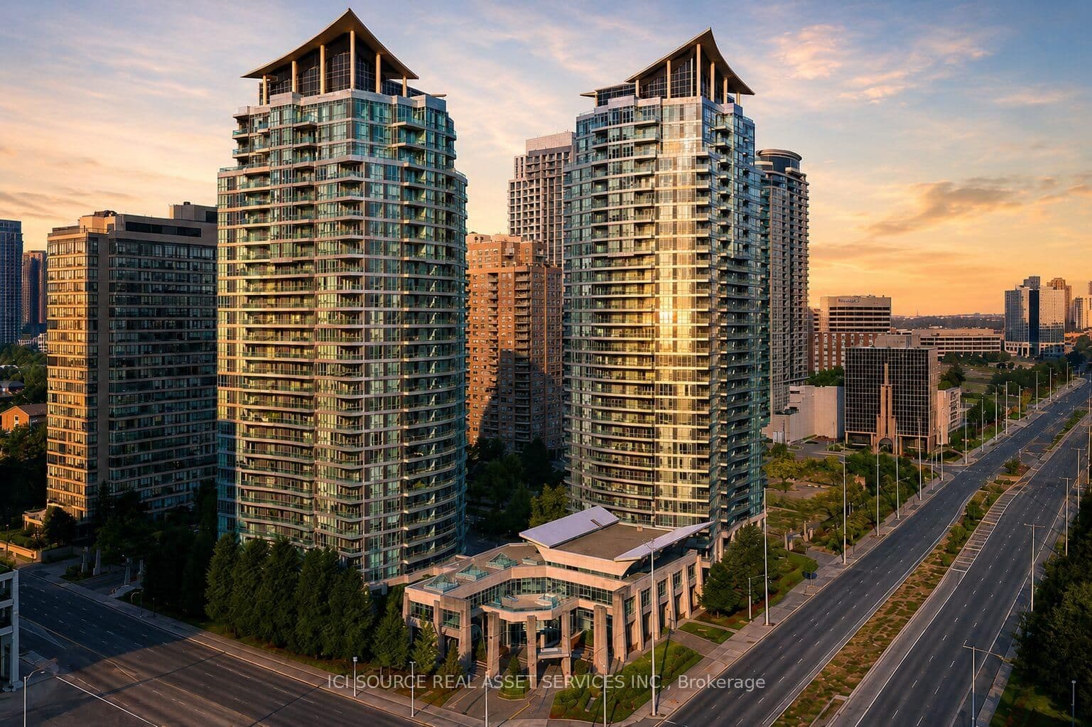 #607 - 33 Elm Drive W