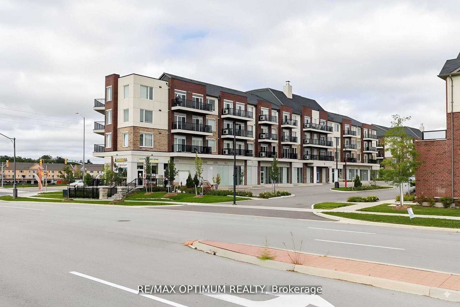 50 Sky Harbour Drive, Unit 402