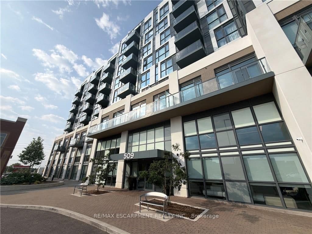 509 Dundas Street W, Unit 616