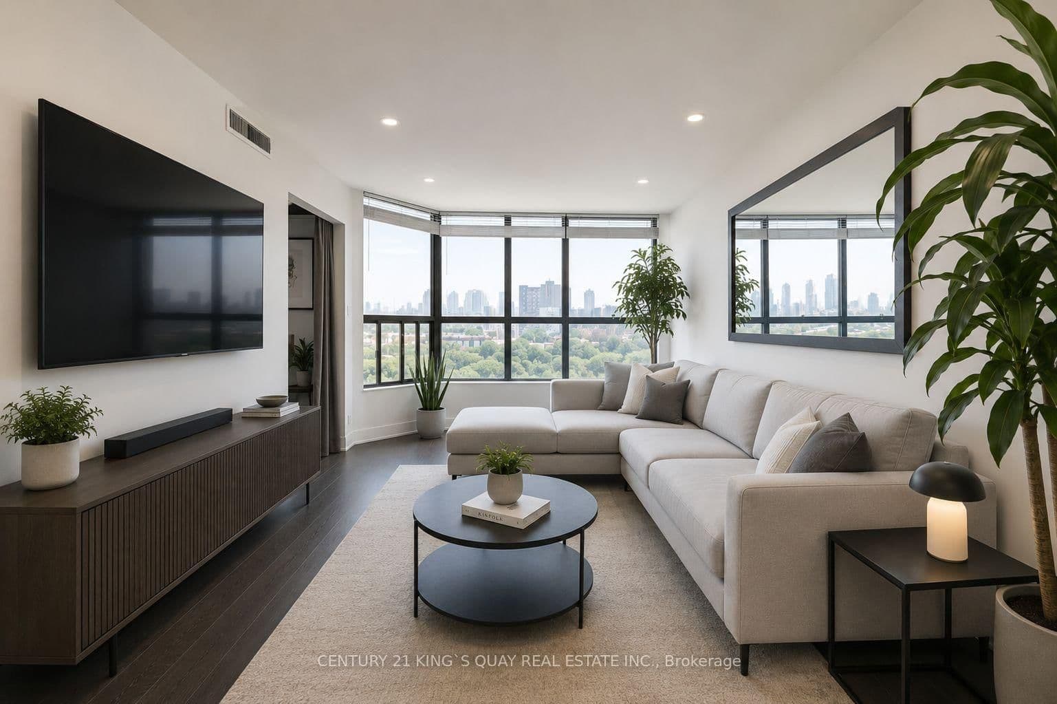 #502 - 25 Agnes Street