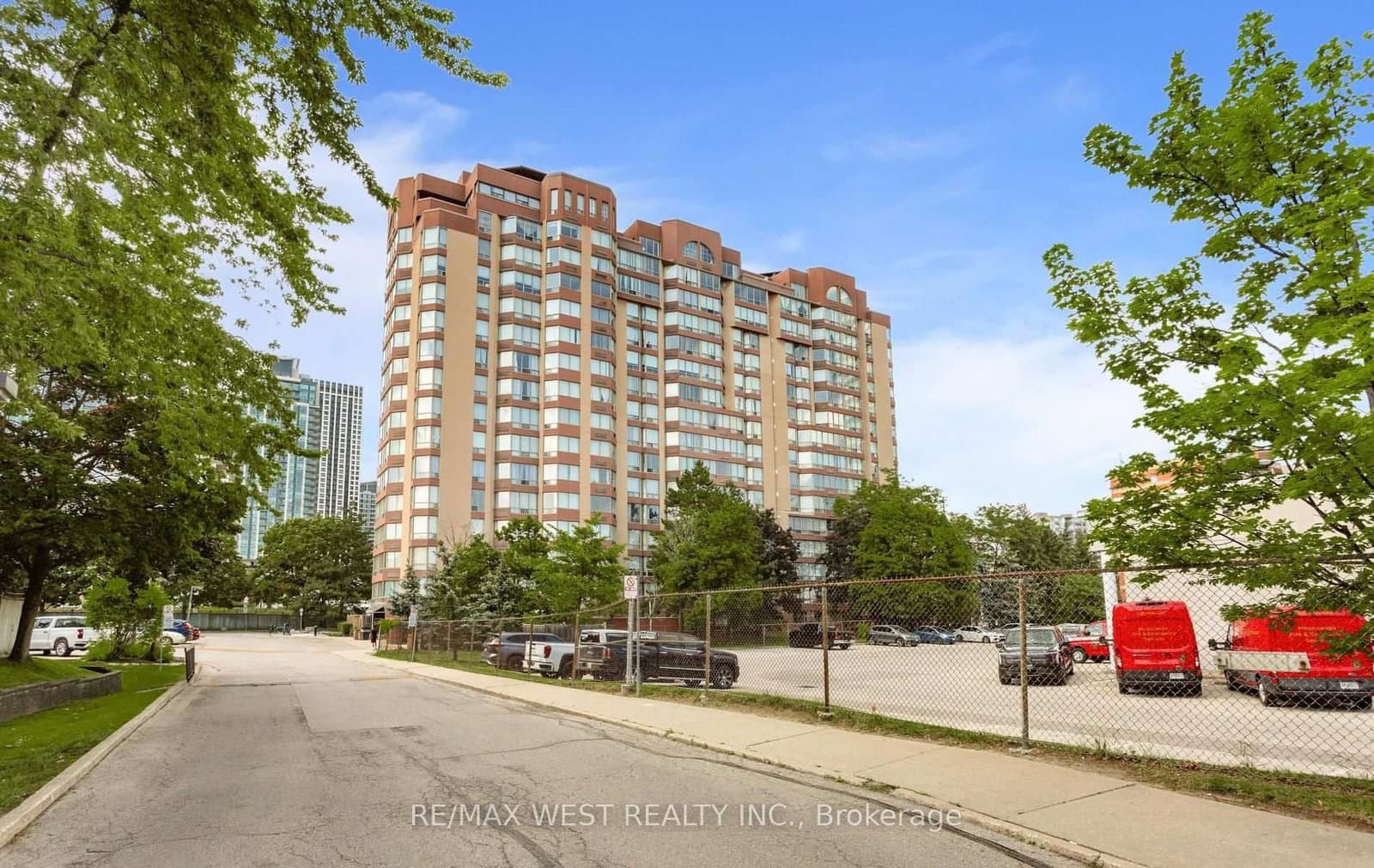 #1410 - 25 Fairview Road W