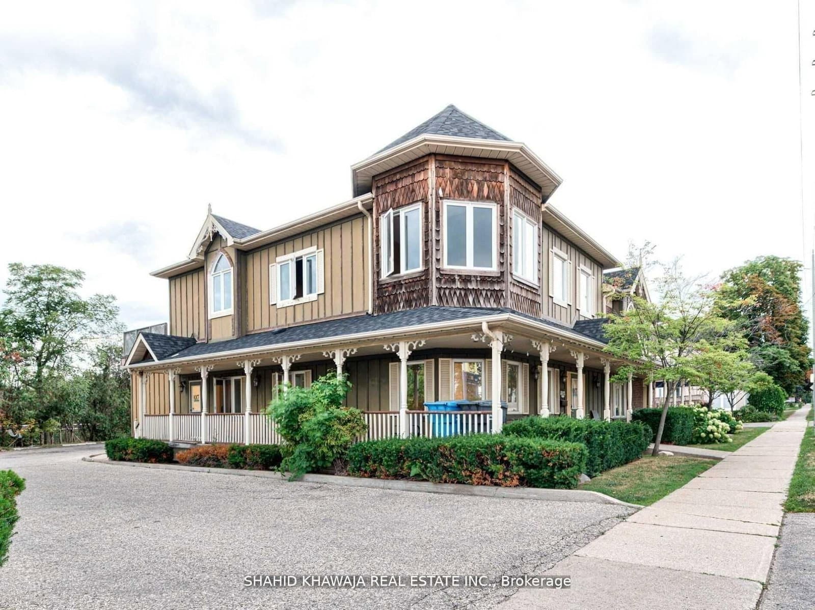370 Queen Street S, Unit C