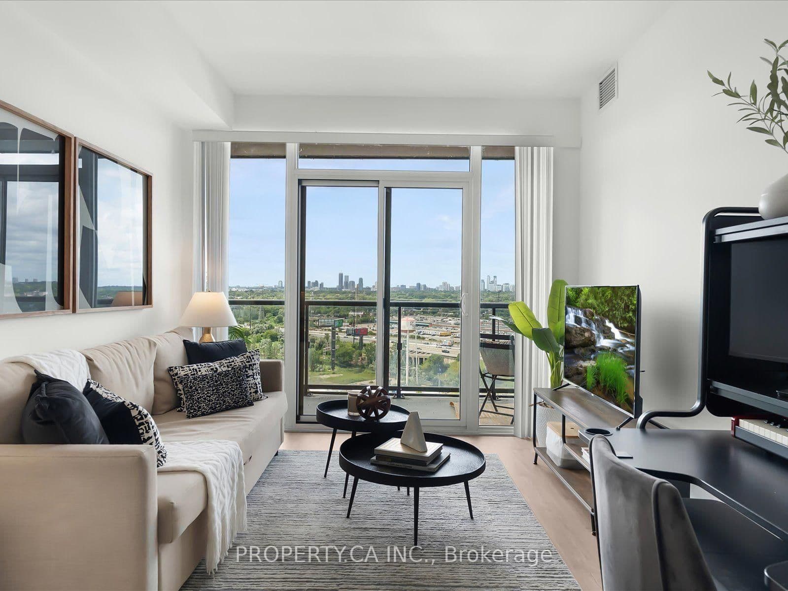 56 Annie Craig Drive, Unit 1906