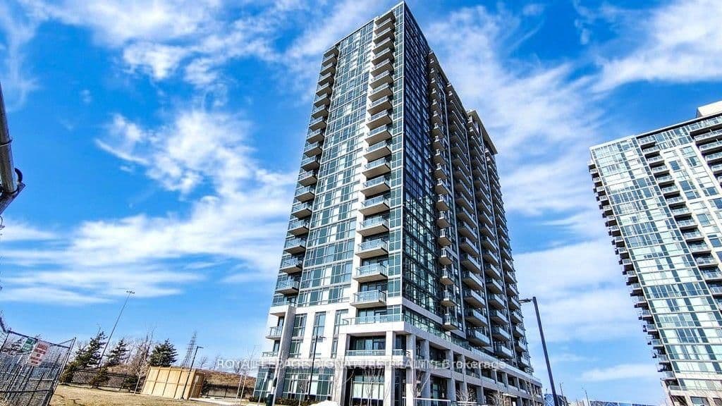 #PH216 - 349 Rathburn Road W