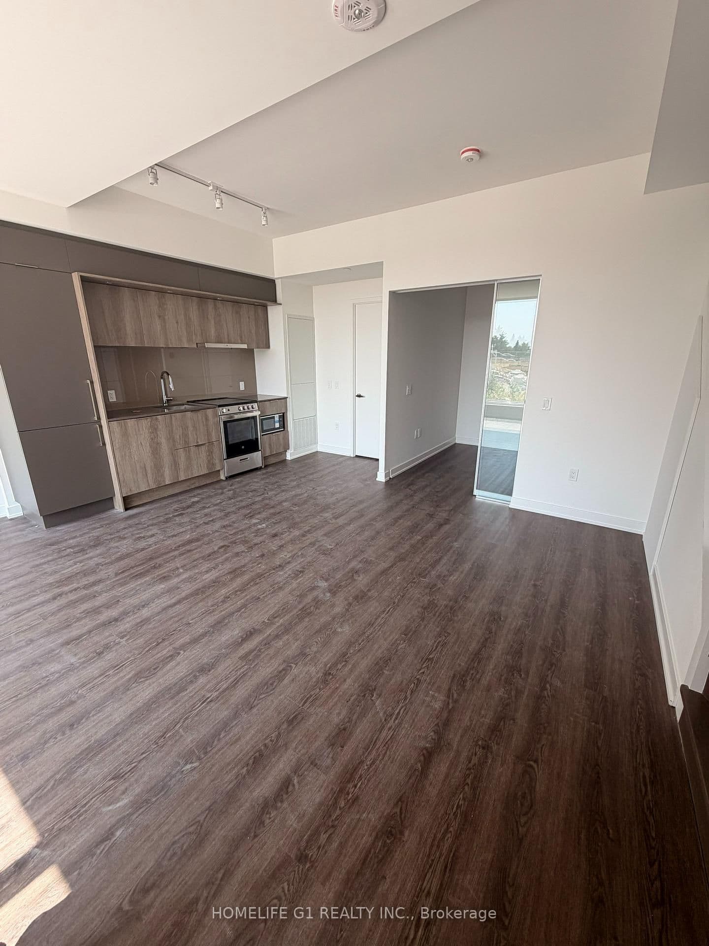 448 Burnhamthorpe Road W, Unit TH2