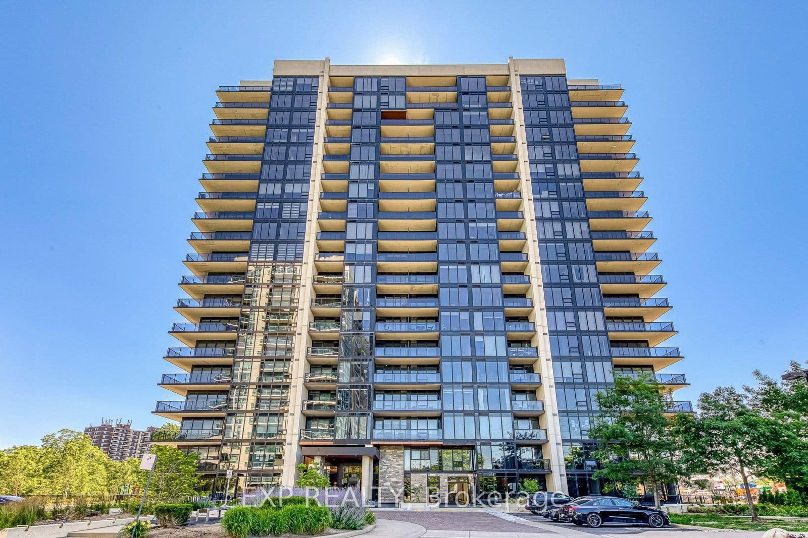 #1605 - 1035 Southdown Road