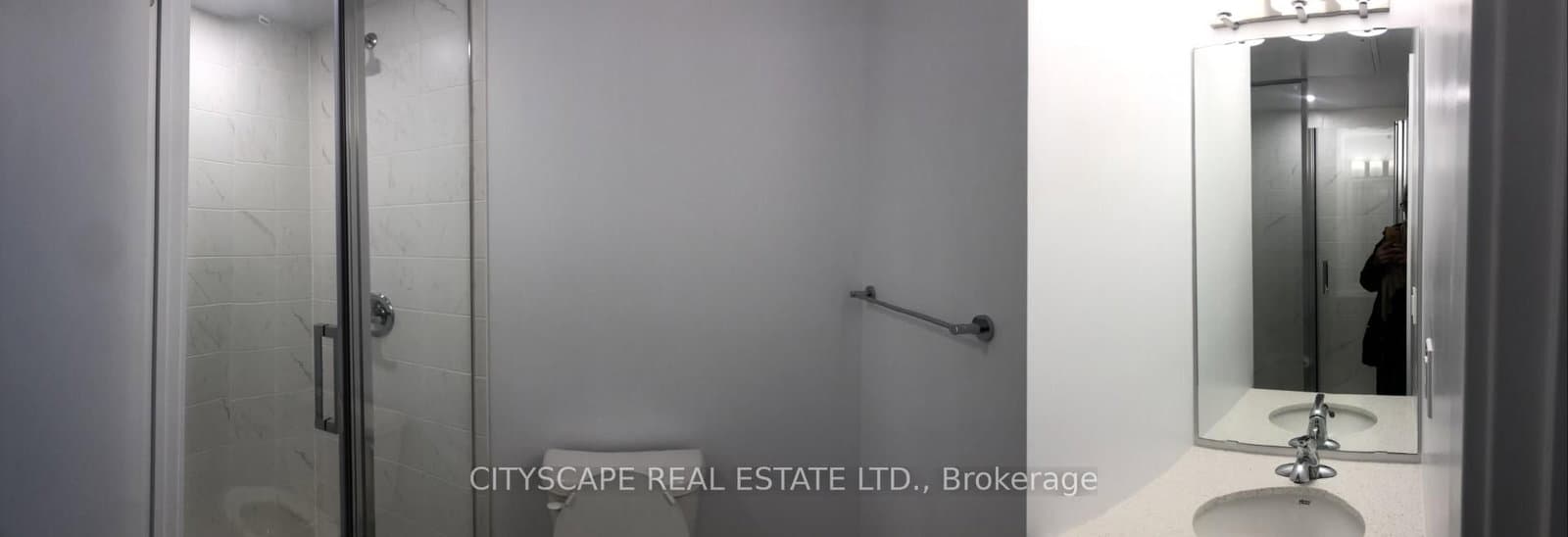 #615 - 2433 Dufferin Street