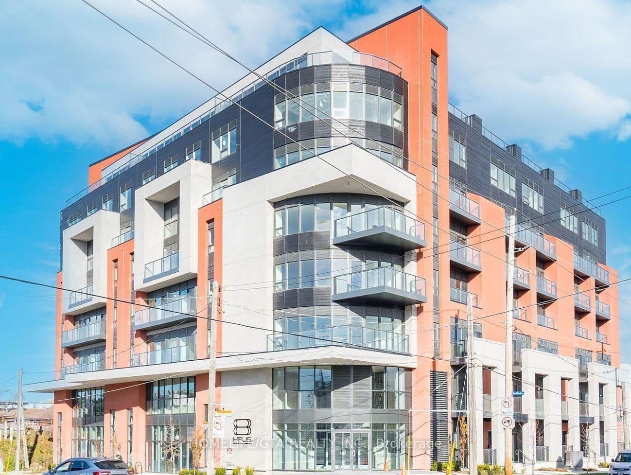 #208 - 2433 Dufferin Street