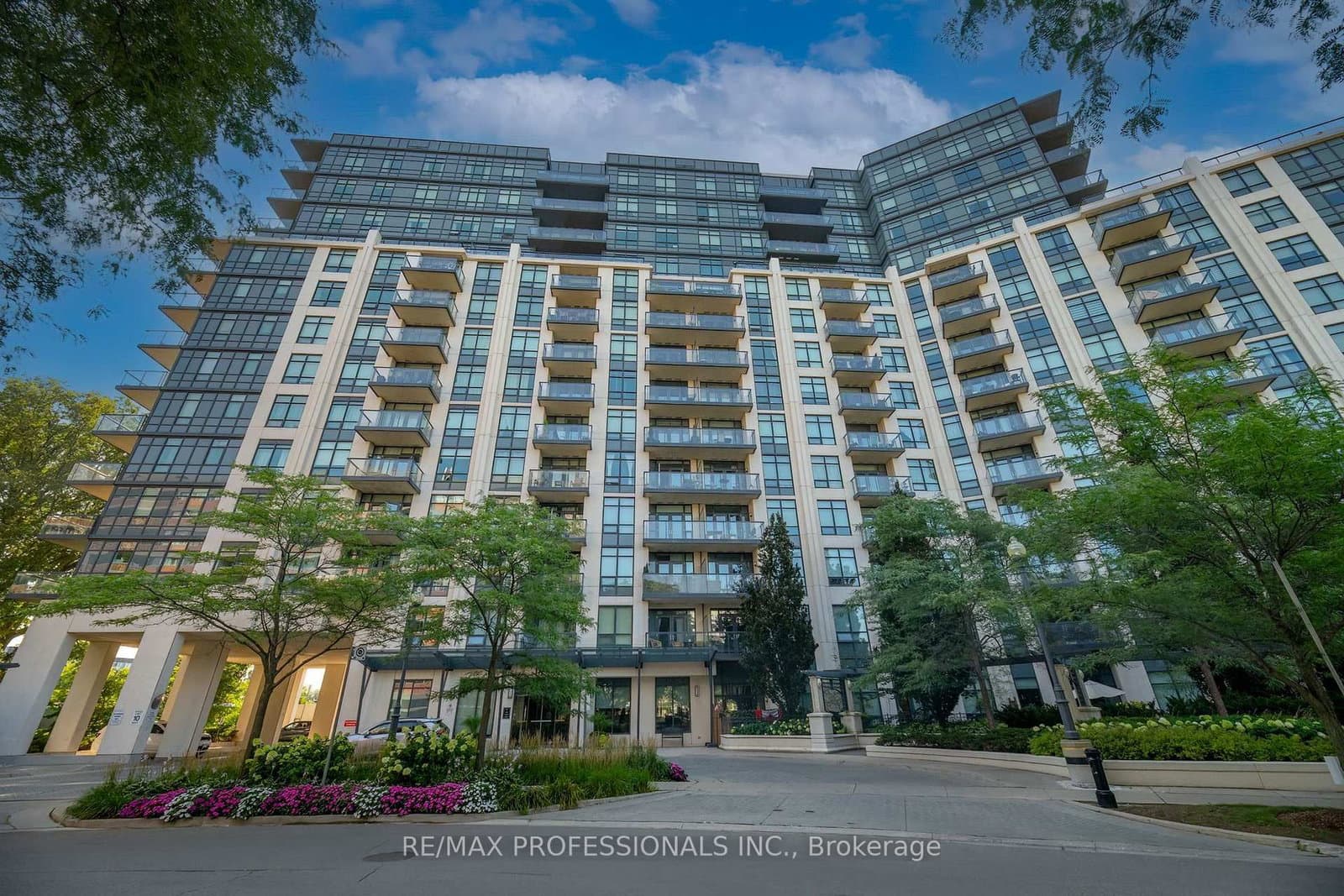 #312 - 1135 Royal York Road