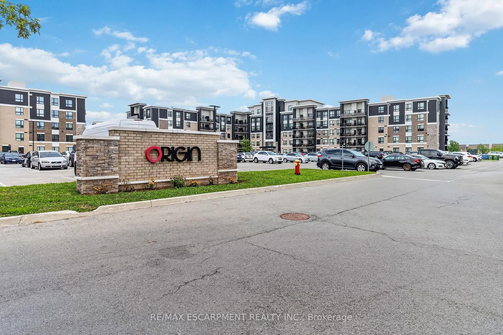 640 Sauve Street, Unit 602