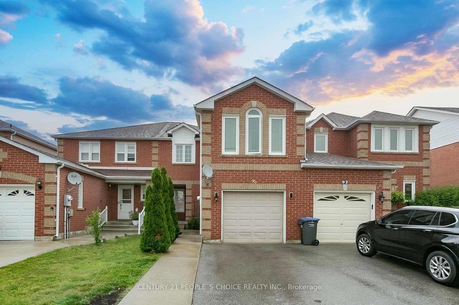90 White Tail Crescent