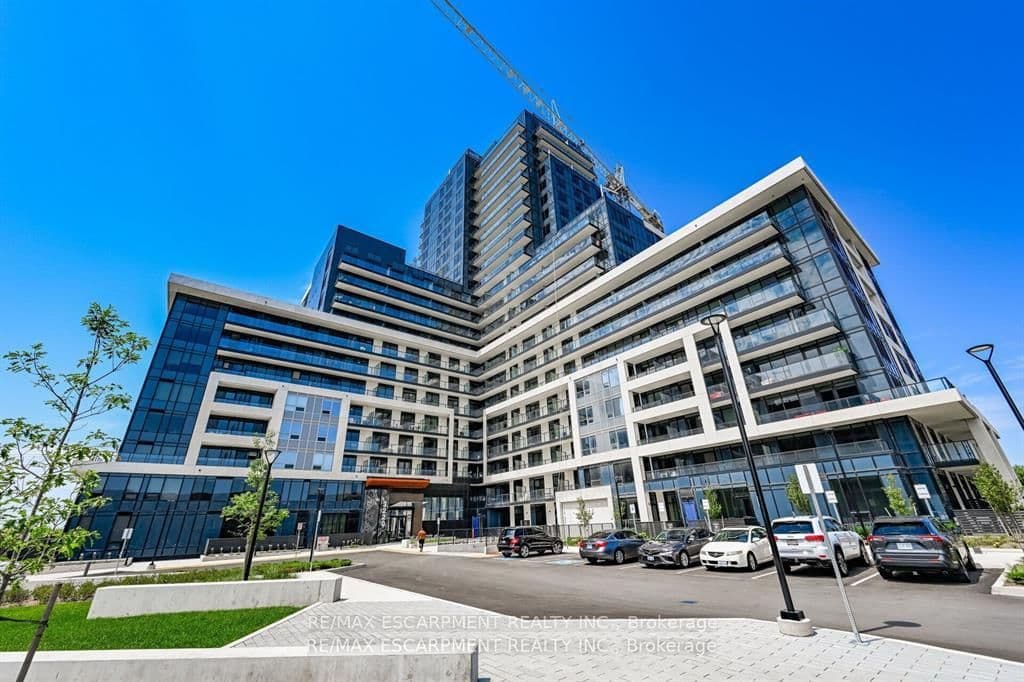 #607 - 3220 William Coltson Avenue