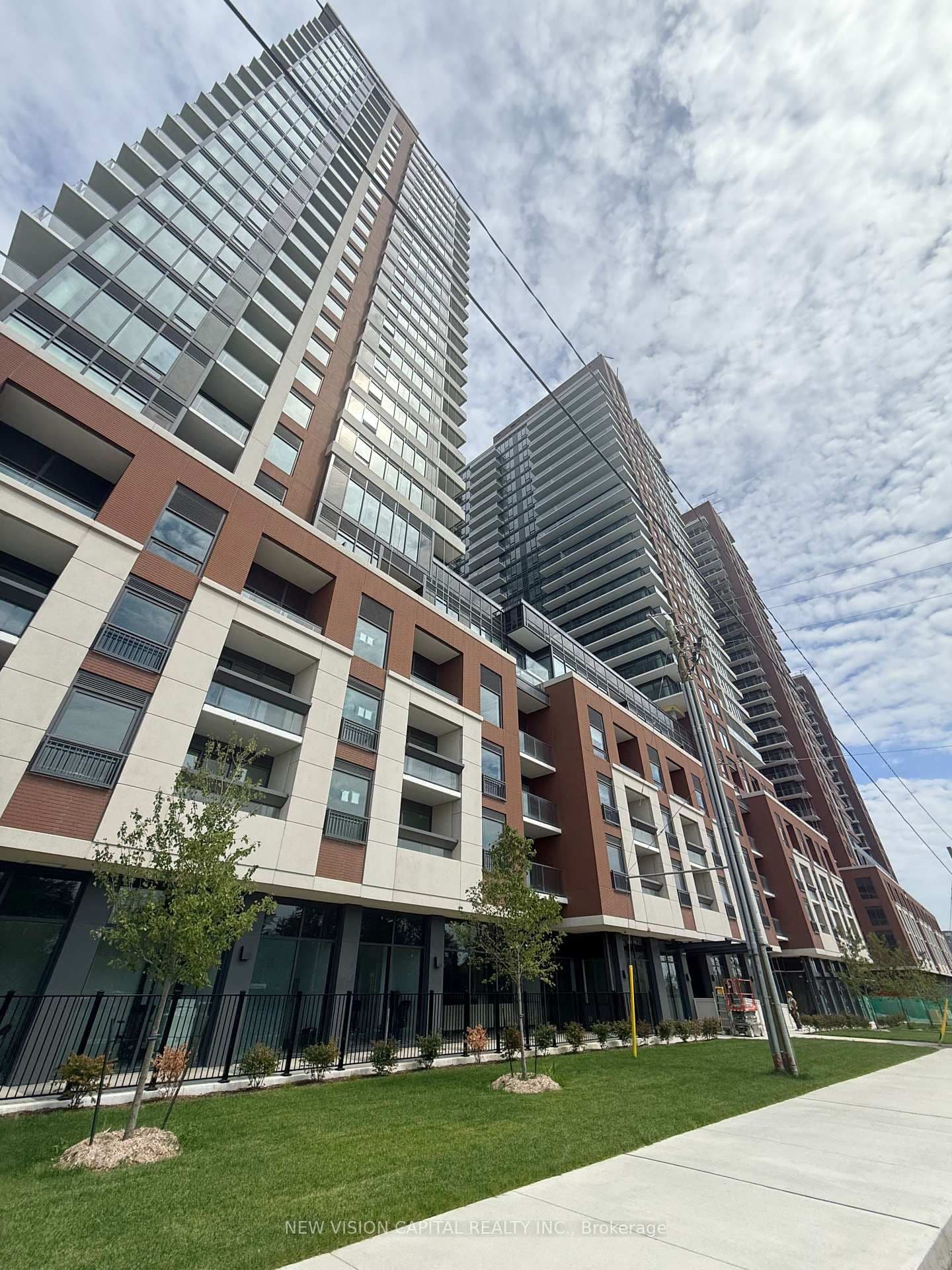 4010 Eglinton Avenue, Unit 1512