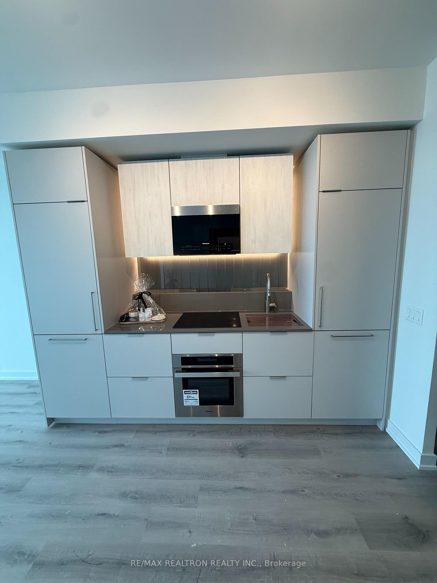 1 Fairview Road, Unit 2912