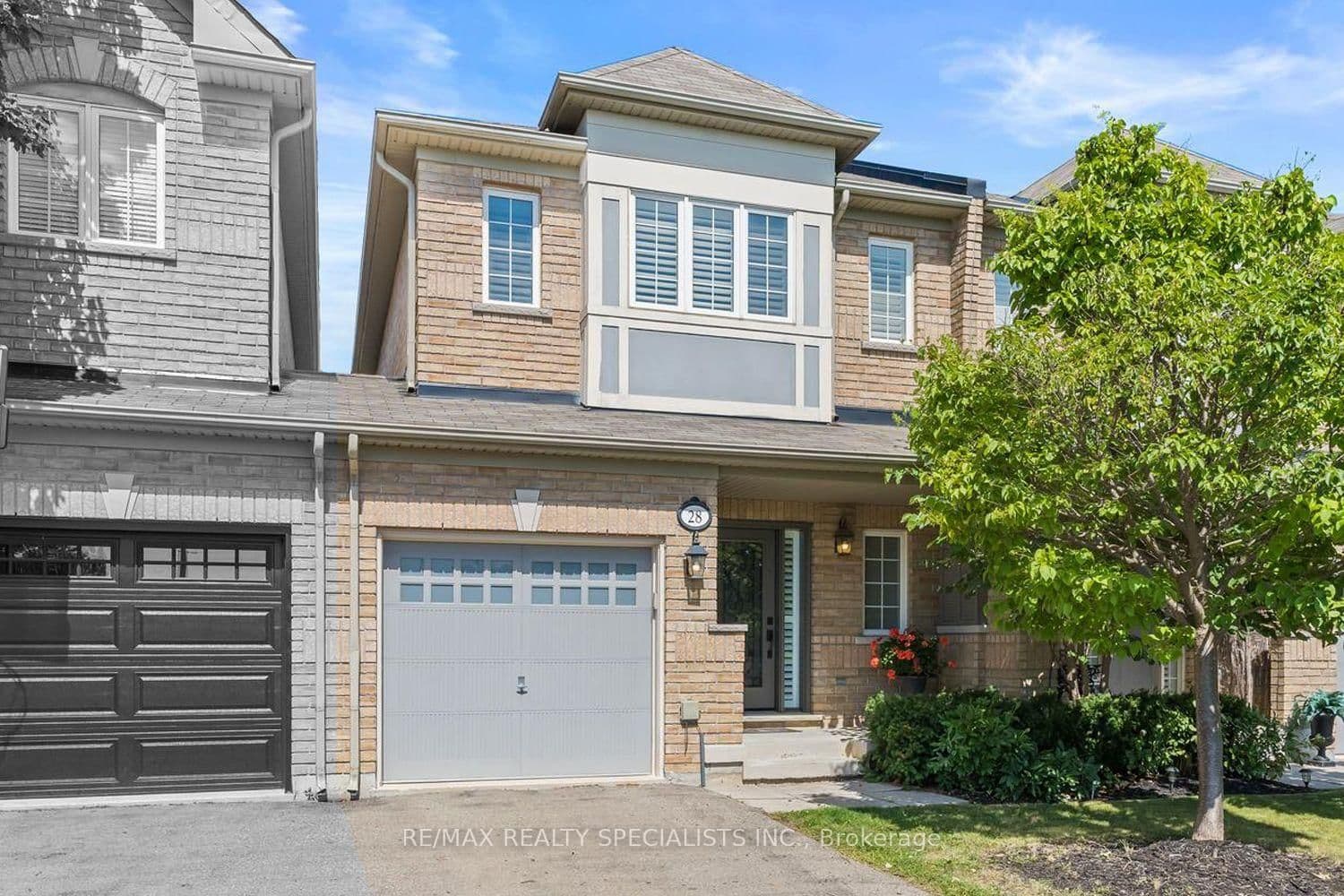 28 Chetholme Place