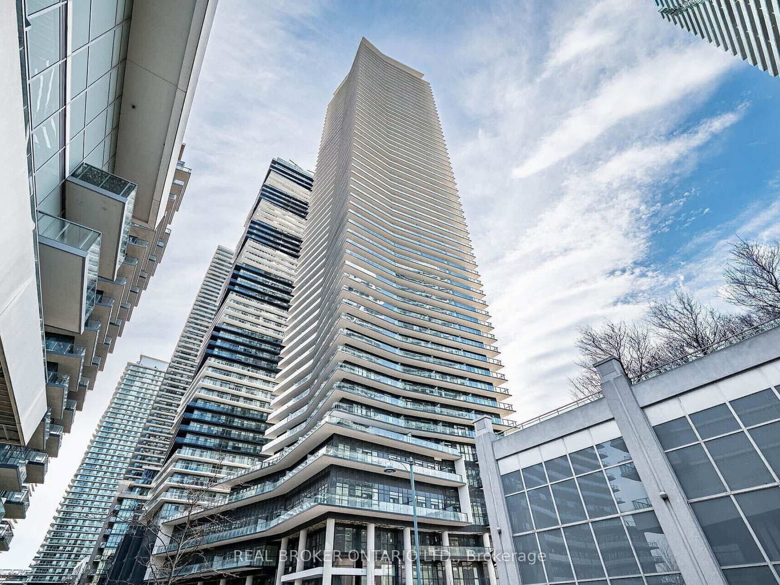 38 ANNIE CRAIG Drive, Unit 4407