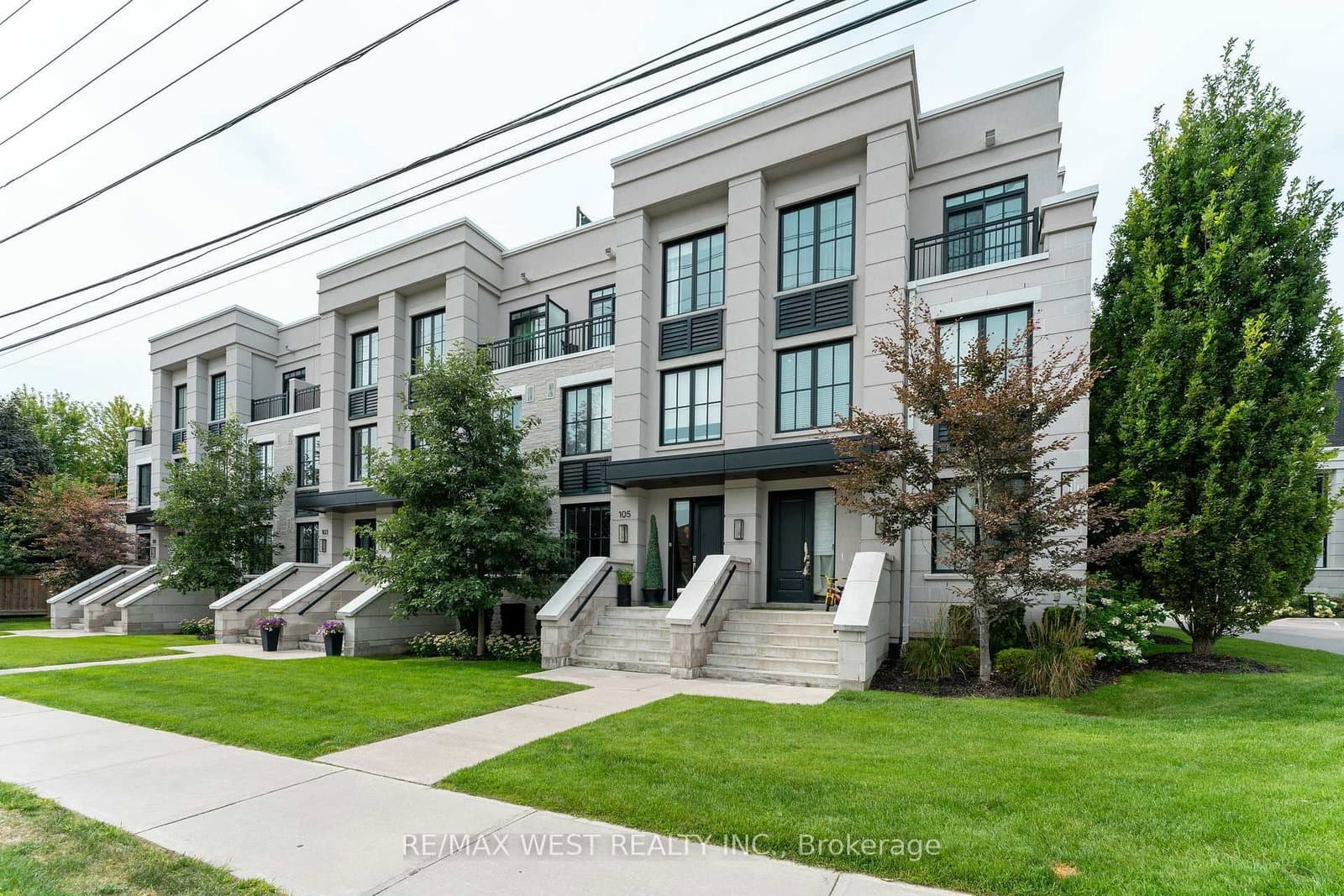 1180 Cawthra Road, Unit 105