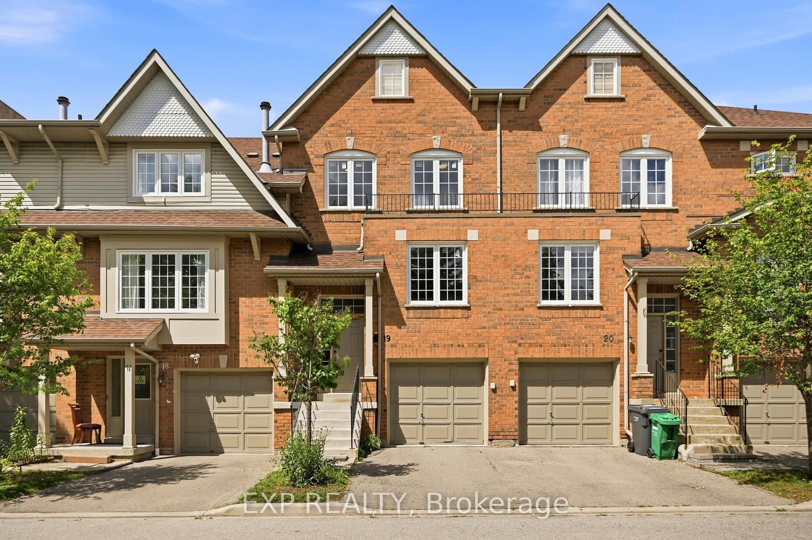 1575 South Parade Court, Unit 19