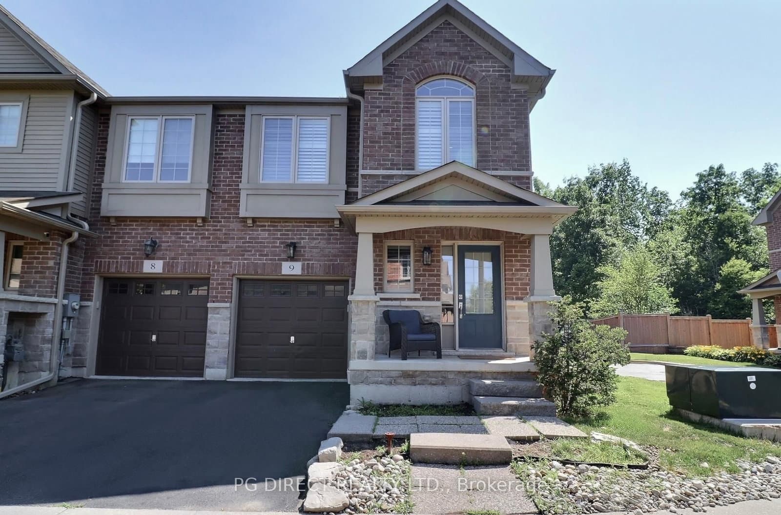 45 Royal Winter Drive, Unit 9