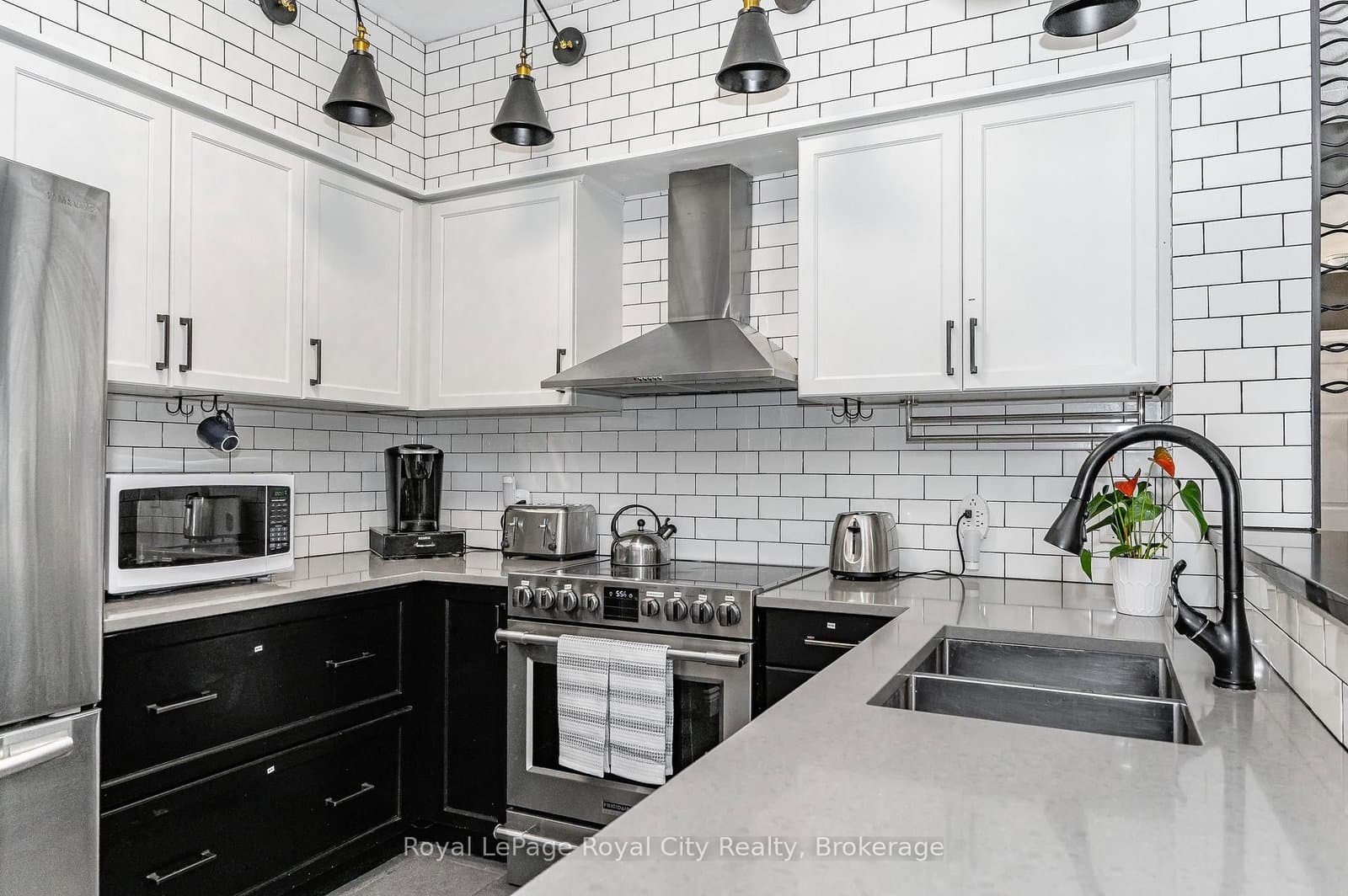 #102 - 308 Watson Parkway N