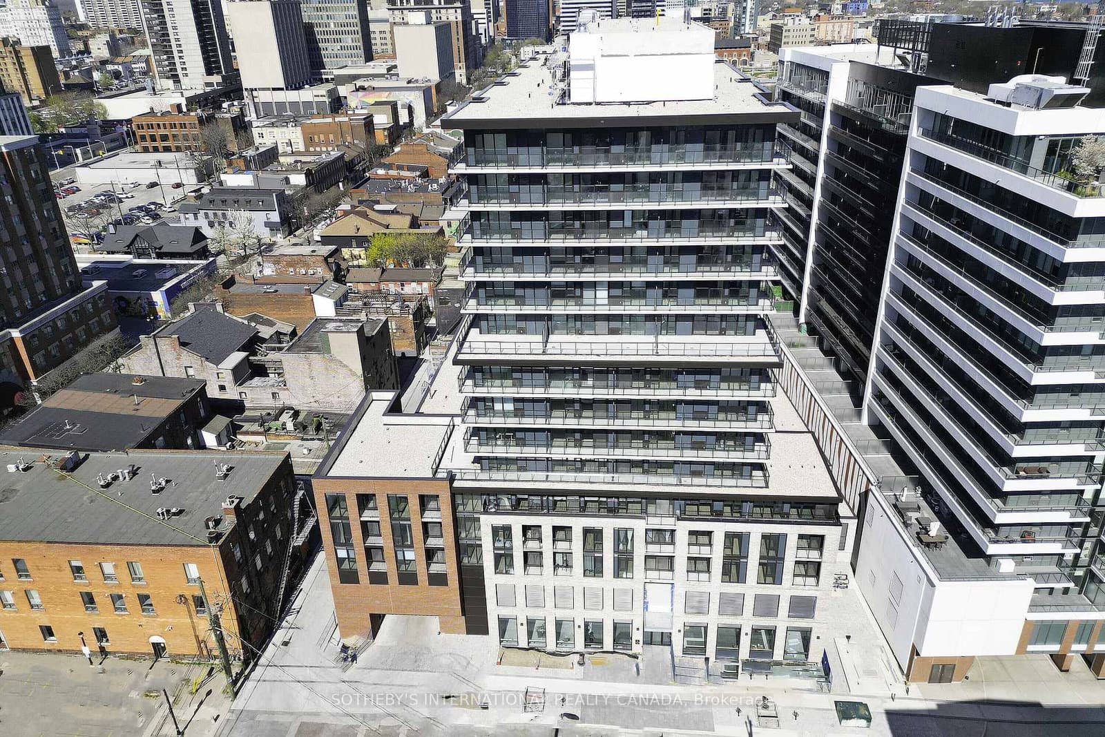 1 Jarvis Street, Unit 805