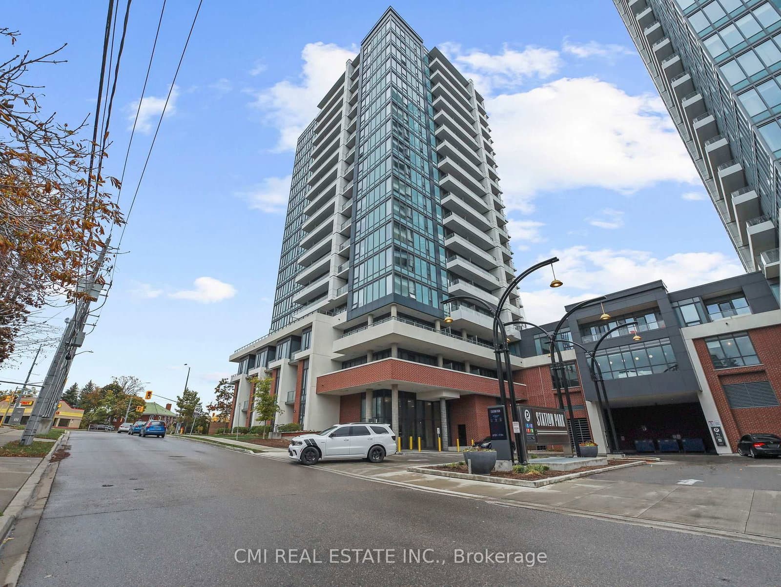 5 Wellington Street S, Unit 411