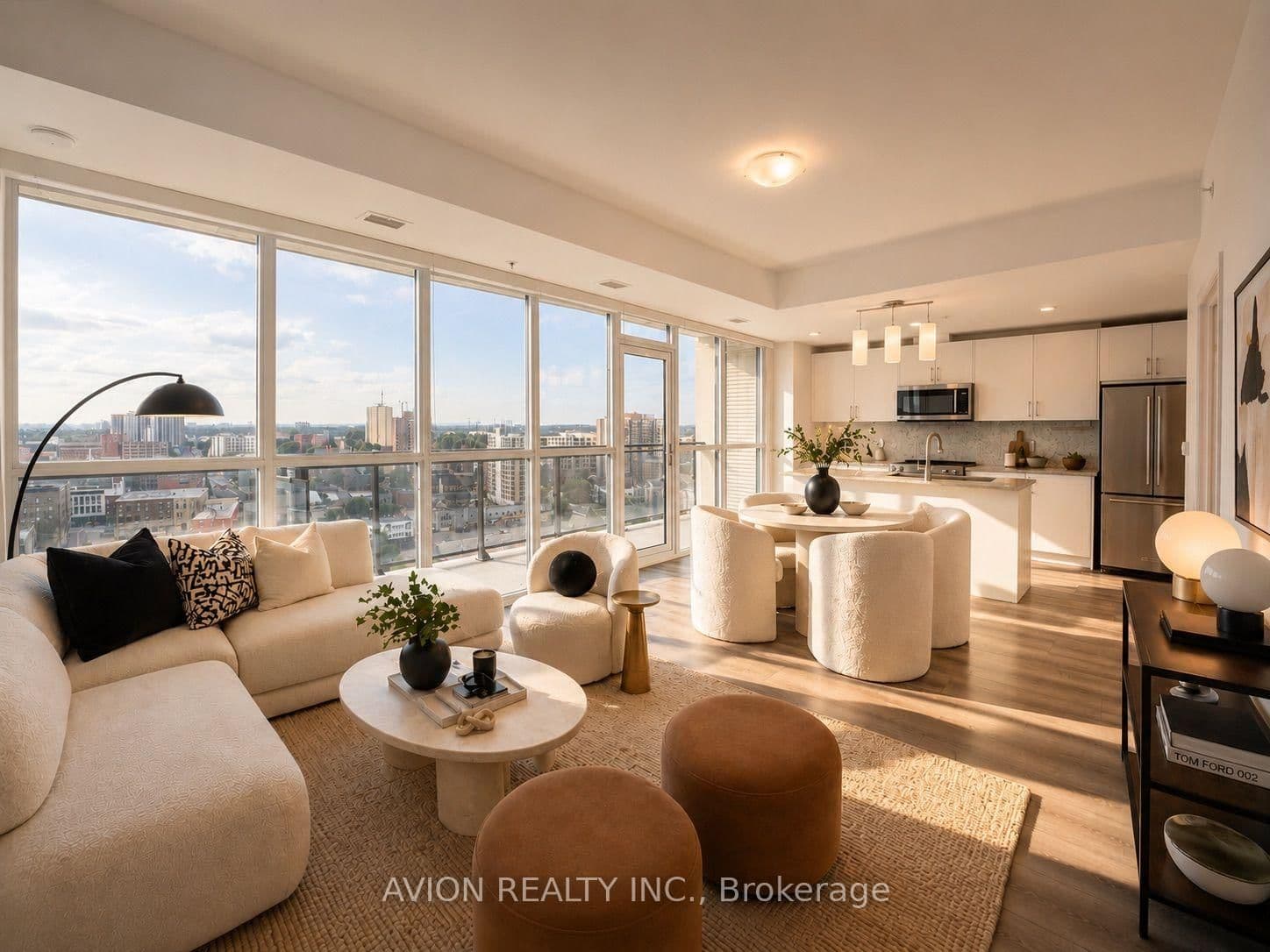 #1602 - 60 charles Street W