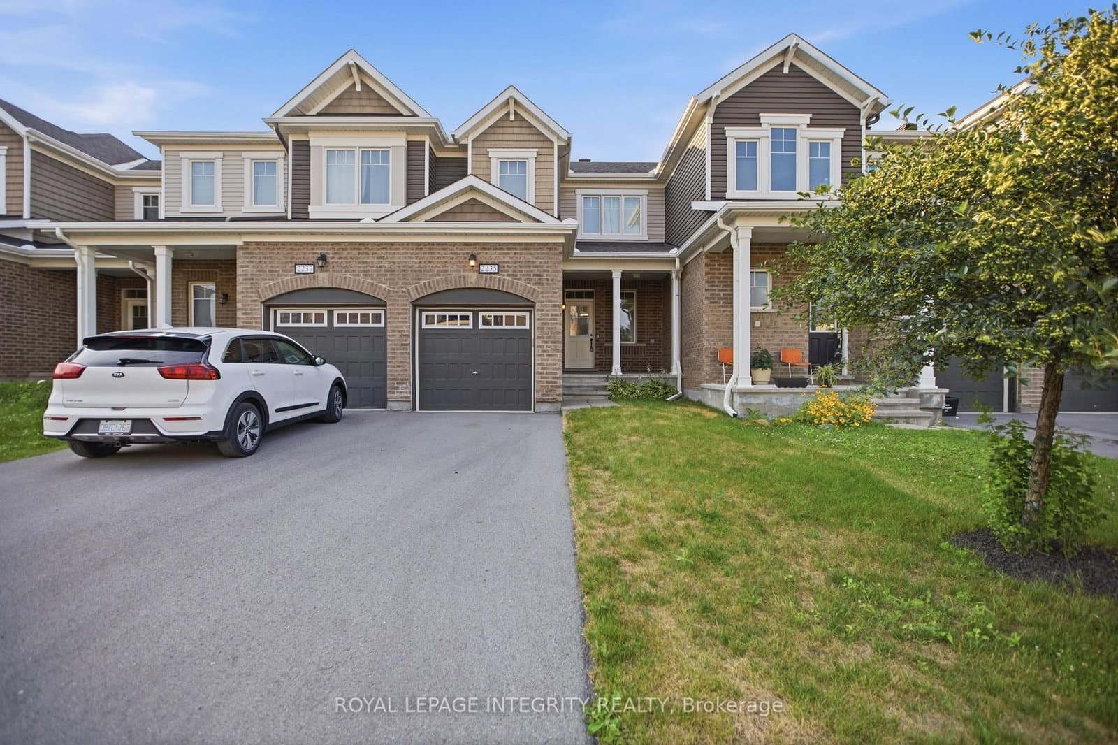 2235 Watercolours Way