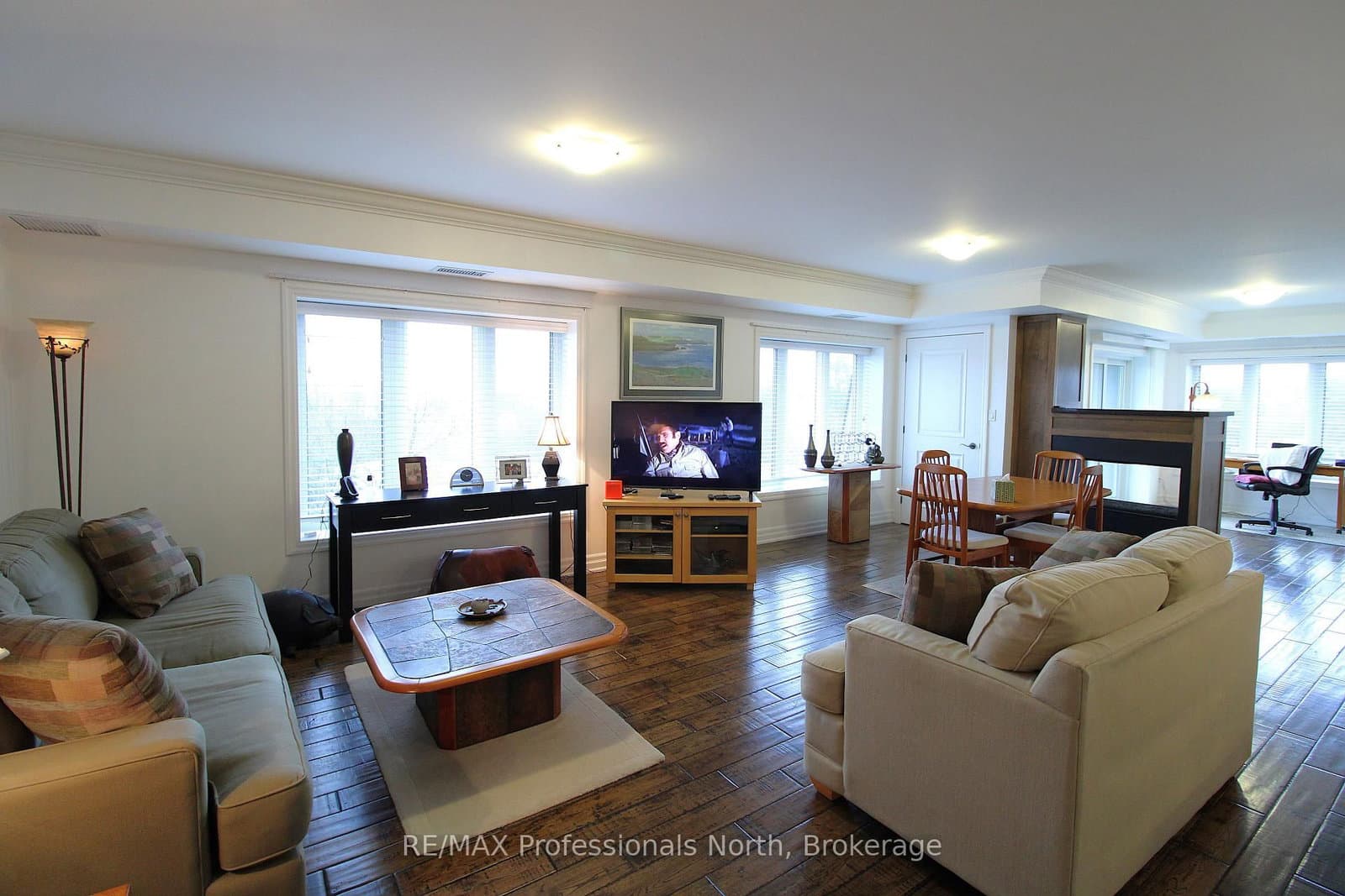 26 Dairy Lane, Unit 402