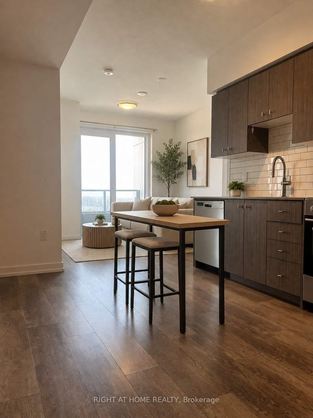 15 Wellington Street S, Unit 1804