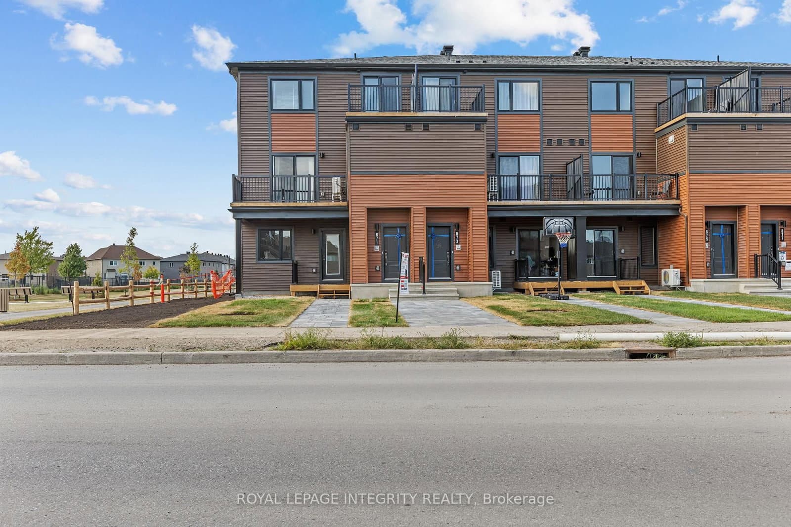 871 Decoeur Drive