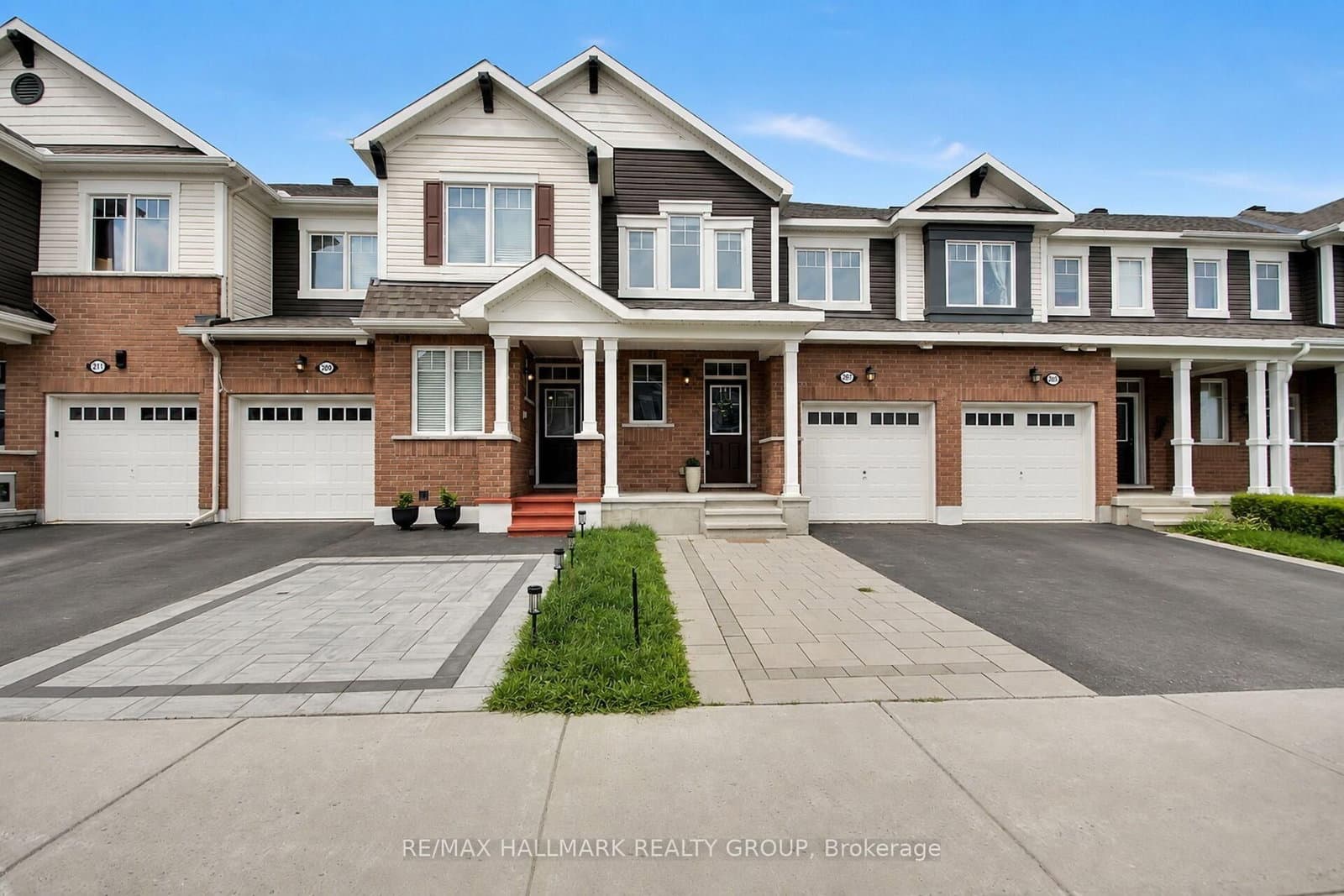 207 Willow Aster Circle