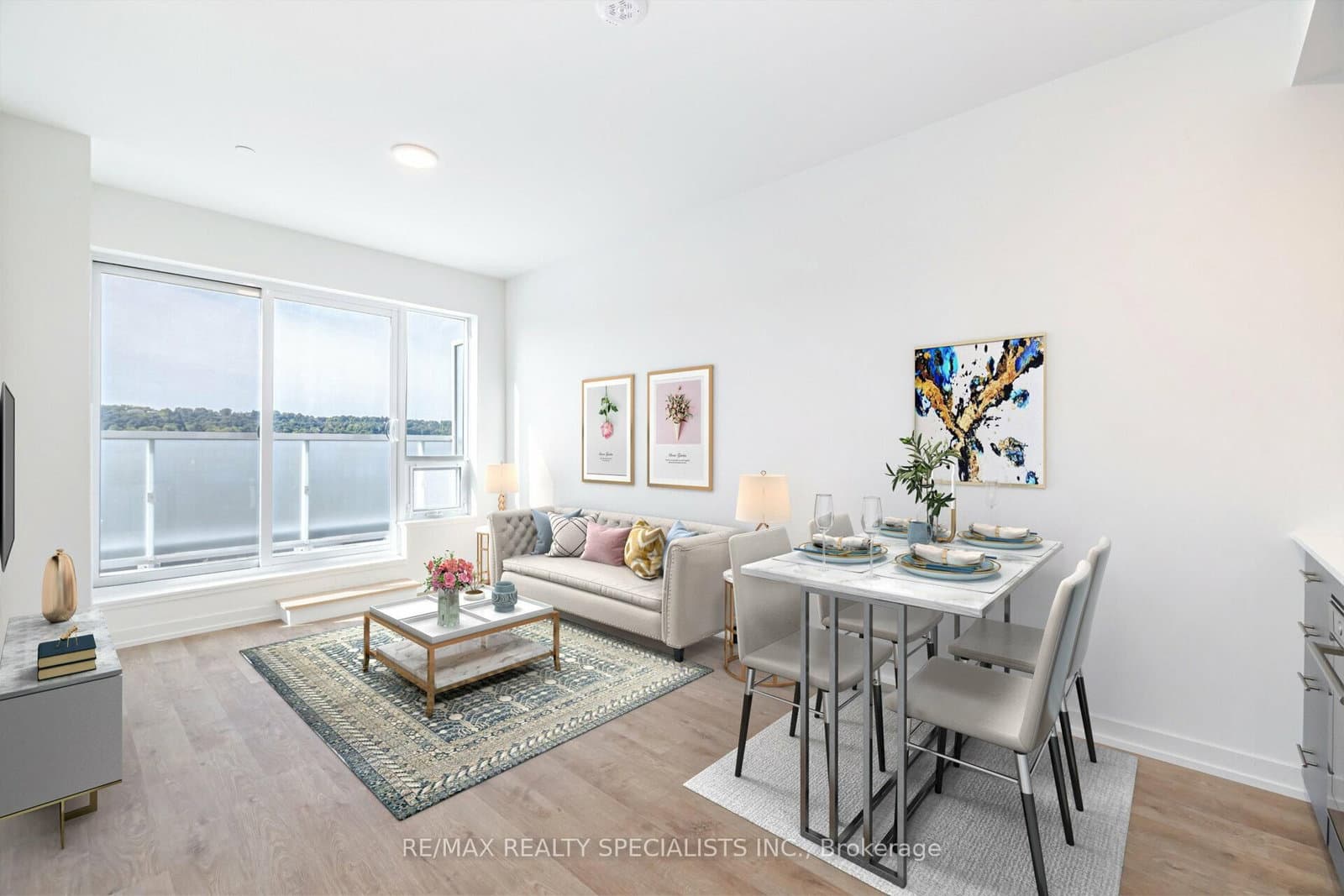 #703 - 415 Main Street W