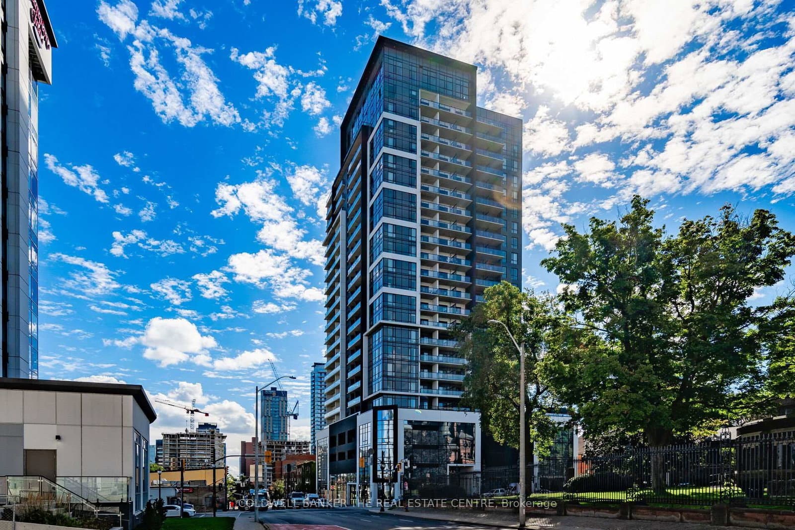 15 Queen Street S, Unit 610