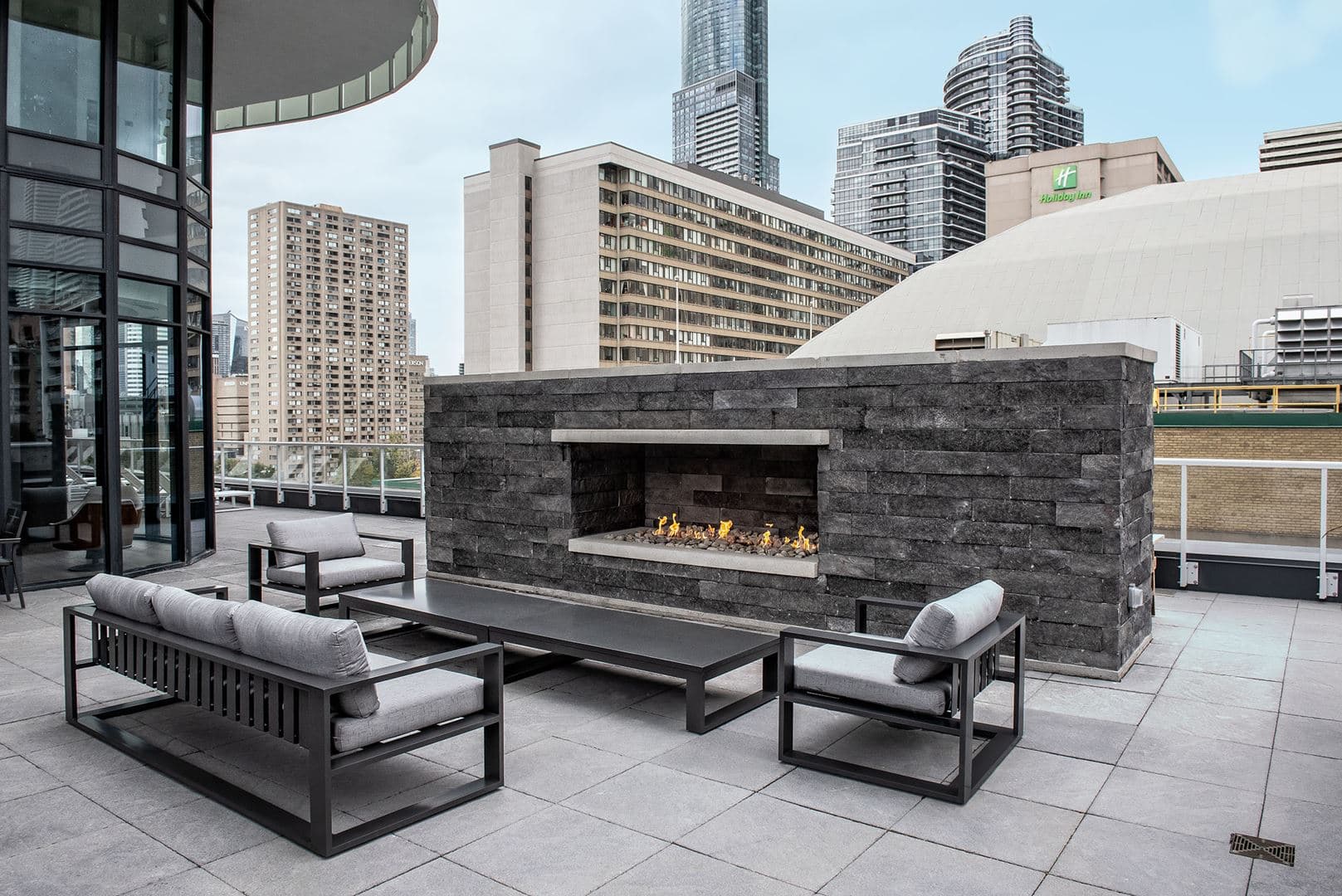 Stanley Condos - Image 15