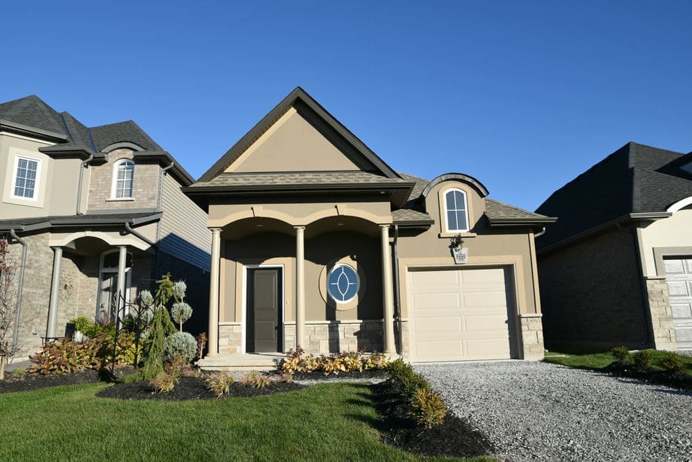 Pinewood Homes in Rolling Meadows